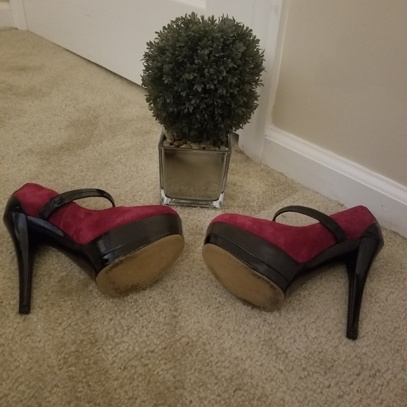 Shoe - Picture 6 of 8